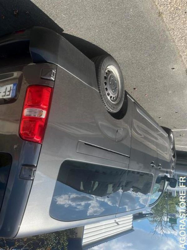 TTC / 0% TVA - MINIBUS CITROEN JUMPY SPACETOURER 1.5L BHDI - 4 portes - 2019 - Minibus, Personenvervoer: afbeelding 3 TTC / 0% TVA - MINIBUS CITROEN JUMPY SPACETOURER 1.5L BHDI - 4 portes - 2019 - Minibus, Personenvervoer: afbeelding 3