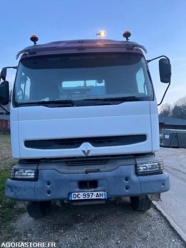 CAMION 8X4 RENAULT KERAX 420 DCI 2002 395000 KM - Trekker: afbeelding 1 CAMION 8X4 RENAULT KERAX 420 DCI 2002 395000 KM - Trekker: afbeelding 1