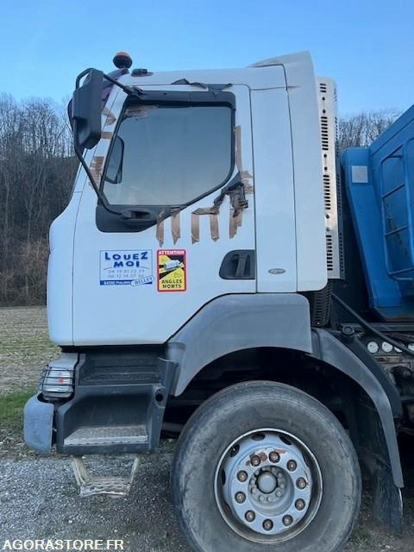 CAMION 8X4 RENAULT KERAX 420 DCI 2002 395000 KM - Trekker: afbeelding 3 CAMION 8X4 RENAULT KERAX 420 DCI 2002 395000 KM - Trekker: afbeelding 3