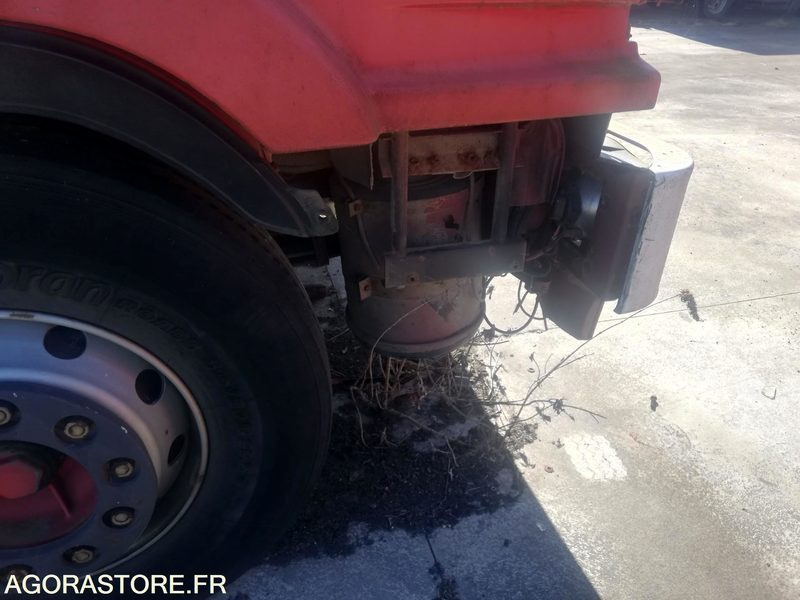CCGC RENAULT BA02W1 (POUR PIECES) - Trekker: afbeelding 3 CCGC RENAULT BA02W1 (POUR PIECES) - Trekker: afbeelding 3