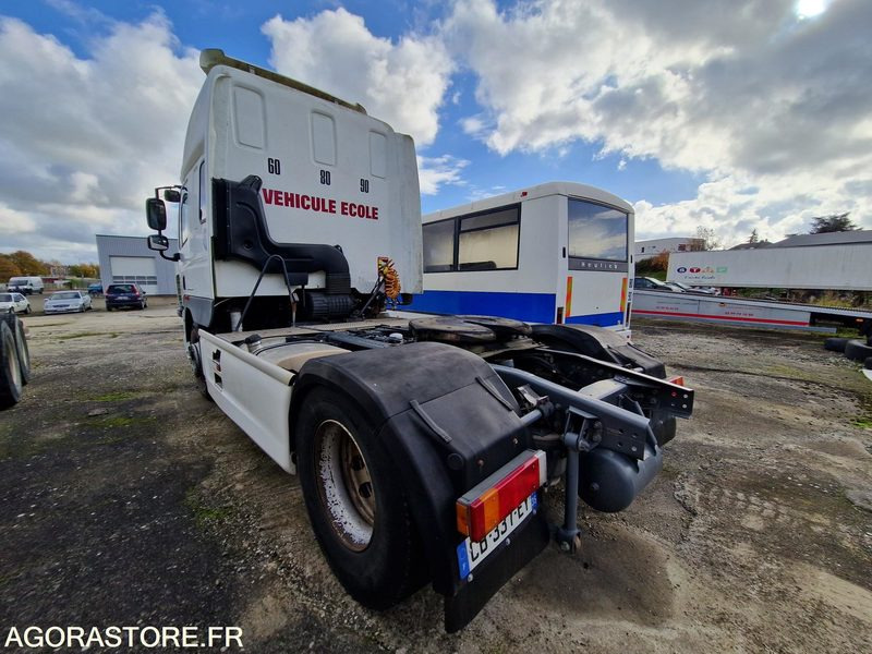 DAF CF 85.360 - 2012 - 241565 Kms - CB337EY - Trekker: afbeelding 4 DAF CF 85.360 - 2012 - 241565 Kms - CB337EY - Trekker: afbeelding 4