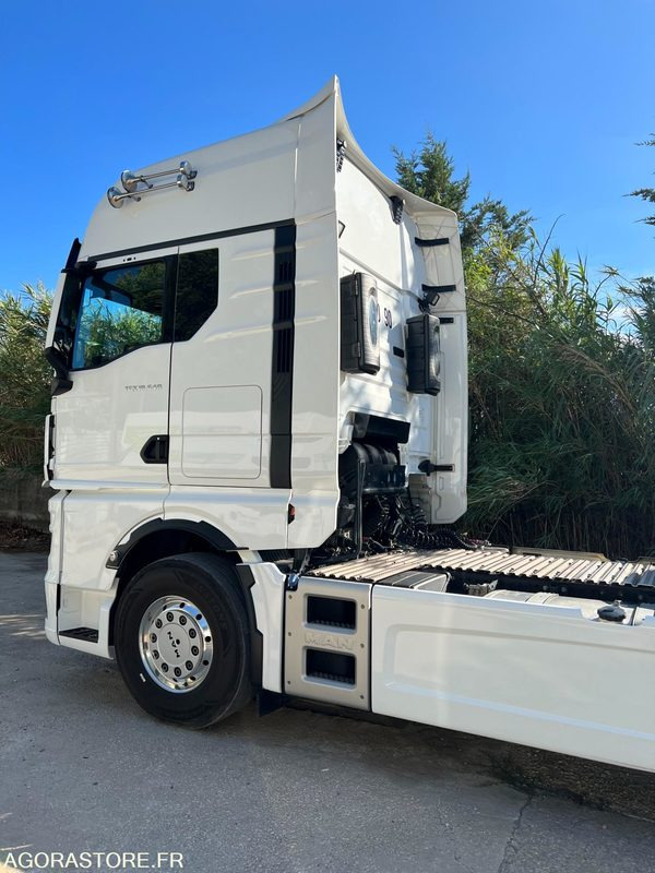 MAN TGX 640 ADR - 2022 - 319 000KM - Trekker: afbeelding 3 MAN TGX 640 ADR - 2022 - 319 000KM - Trekker: afbeelding 3
