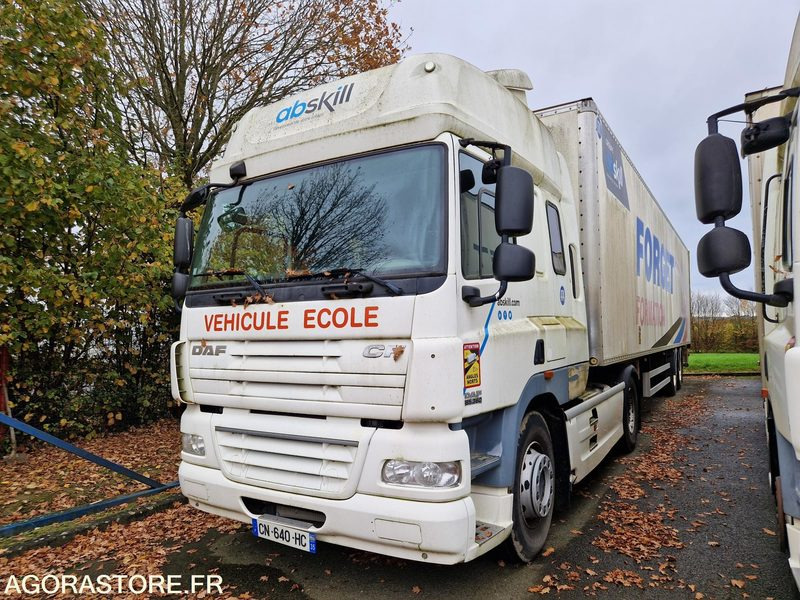 Tracteur DAF CF 85.360 - 2012 -193474 Kms -CN640HC - Trekker: afbeelding 1 Tracteur DAF CF 85.360 - 2012 -193474 Kms -CN640HC - Trekker: afbeelding 1