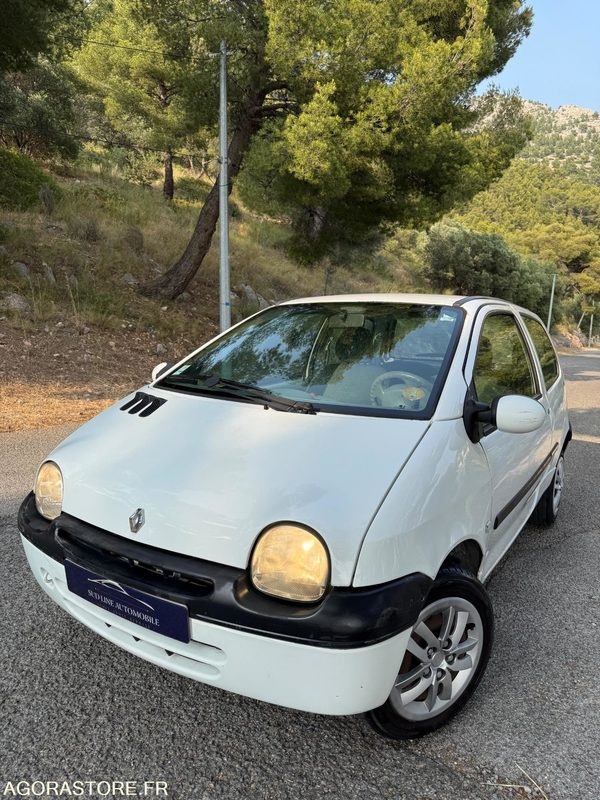 Twingo 1.2 Expression - 2003 - Personenwagen: afbeelding 2 Twingo 1.2 Expression - 2003 - Personenwagen: afbeelding 2