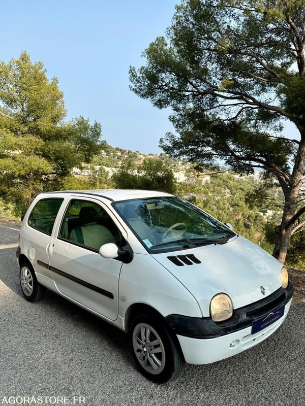 Twingo 1.2 Expression - 2003 - Personenwagen: afbeelding 5 Twingo 1.2 Expression - 2003 - Personenwagen: afbeelding 5