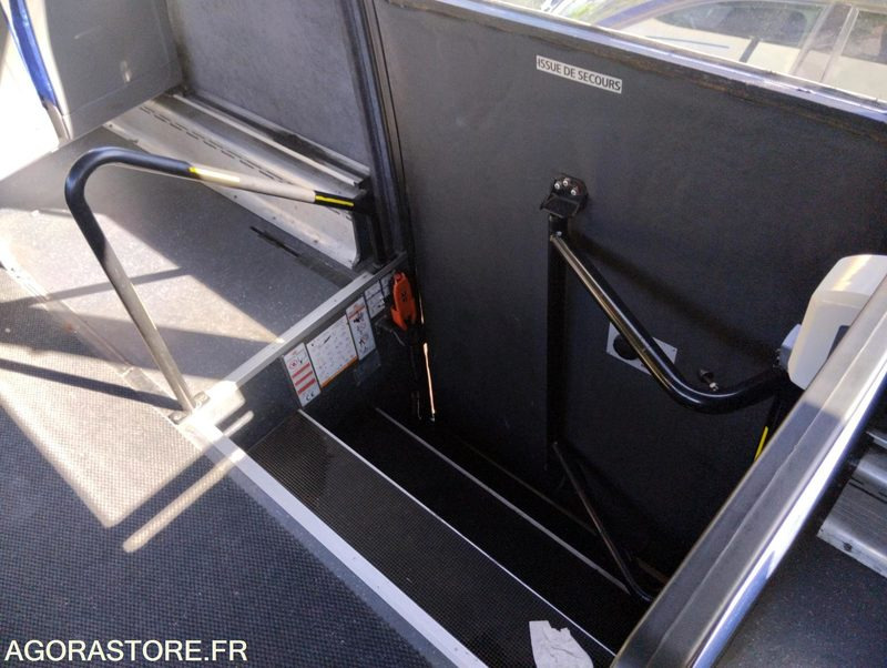 VDL BOVA FUTURA FLD10 N°126049 - Minibus, Personenvervoer: afbeelding 4 VDL BOVA FUTURA FLD10 N°126049 - Minibus, Personenvervoer: afbeelding 4