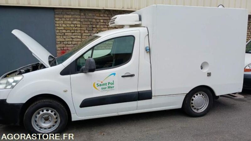 VEHICULE FRIGORIFIQUE PEUGEOT PARTNER AB519FR - Kleine bestelwagen: afbeelding 4 VEHICULE FRIGORIFIQUE PEUGEOT PARTNER AB519FR - Kleine bestelwagen: afbeelding 4