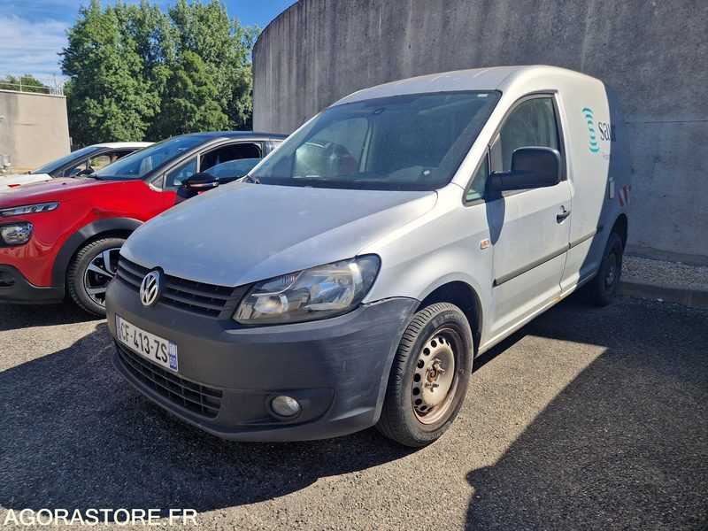 VOLKSWAGEN CADDY - CF413ZS - 2011 / 388 148 KM - Kleine bestelwagen: afbeelding 1 VOLKSWAGEN CADDY - CF413ZS - 2011 / 388 148 KM - Kleine bestelwagen: afbeelding 1