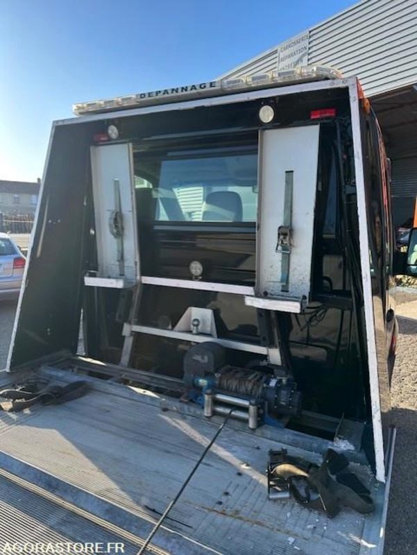 CRAFTER DEPANNEUSE VASP PTE VOITURE CARTE BLANCHE - 2007 - 393000km - Vrachtwagen: afbeelding 3 CRAFTER DEPANNEUSE VASP PTE VOITURE CARTE BLANCHE - 2007 - 393000km - Vrachtwagen: afbeelding 3
