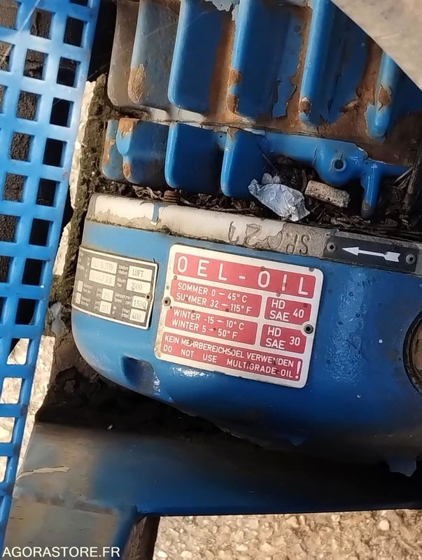 Camion 3.5t Hydrocureur Renault Mascott – équipement Huwer - Vrachtwagen: afbeelding 2 Camion 3.5t Hydrocureur Renault Mascott – équipement Huwer - Vrachtwagen: afbeelding 2