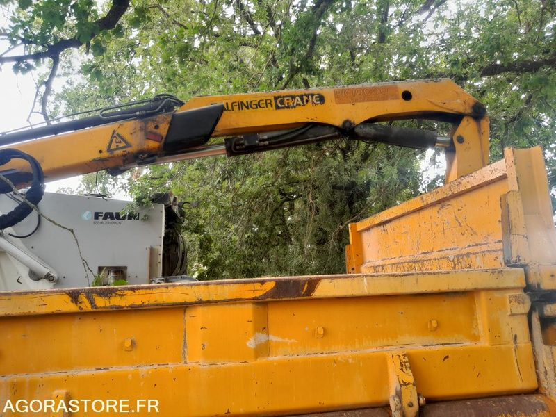 DAF CF 75 boite HS benne + grue - Vrachtwagen: afbeelding 4 DAF CF 75 boite HS benne + grue - Vrachtwagen: afbeelding 4