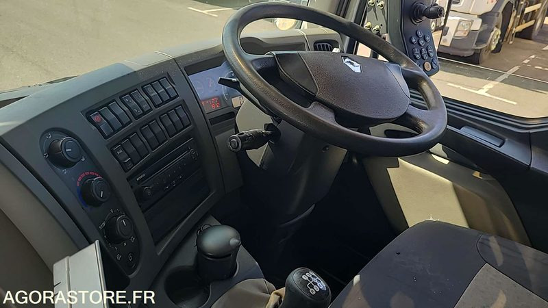 DJ 330 YP - RENAULT MIDLUM 220 - 2014 - 96138KM - Vrachtwagen: afbeelding 5 DJ 330 YP - RENAULT MIDLUM 220 - 2014 - 96138KM - Vrachtwagen: afbeelding 5