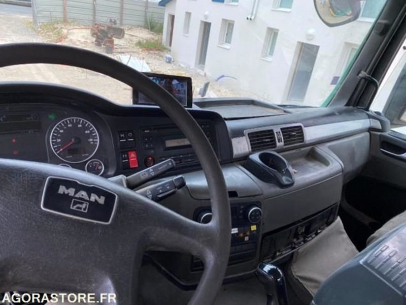 MAN TGS33.360 – 6x4 Bi-benne avec bachage - 2008 / 632000 KM (P2102391) - Vrachtwagen: afbeelding 4 MAN TGS33.360 – 6x4 Bi-benne avec bachage - 2008 / 632000 KM (P2102391) - Vrachtwagen: afbeelding 4