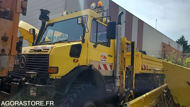 MERCEDES UNIMOG - 2001 - 59063 KM - Vrachtwagen: afbeelding 2 MERCEDES UNIMOG - 2001 - 59063 KM - Vrachtwagen: afbeelding 2