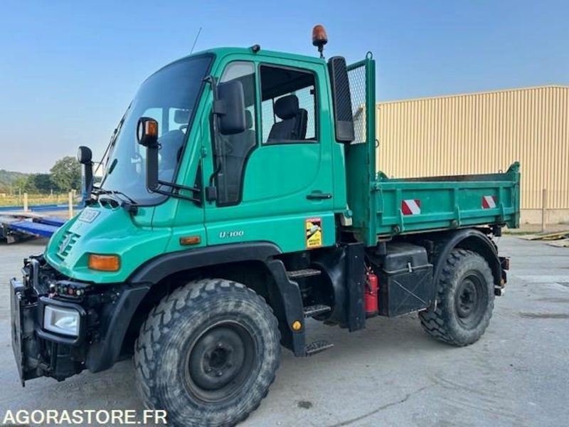 MERCEDES UNIMOG U300C VERSION COMMUNALE 2003 38210 KM + EPAREUSE CMV 450GP - Vrachtwagen: afbeelding 3 MERCEDES UNIMOG U300C VERSION COMMUNALE 2003 38210 KM + EPAREUSE CMV 450GP - Vrachtwagen: afbeelding 3