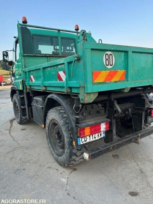 MERCEDES UNIMOG U300C VERSION COMMUNALE 2003 38210 KM - Vrachtwagen: afbeelding 2 MERCEDES UNIMOG U300C VERSION COMMUNALE 2003 38210 KM - Vrachtwagen: afbeelding 2