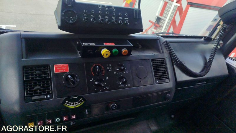 Man LE18220 - 2003 - 78356km - Vrachtwagen: afbeelding 5 Man LE18220 - 2003 - 78356km - Vrachtwagen: afbeelding 5