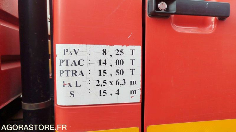 Man LE18220 - 2003 - 78356km - Vrachtwagen: afbeelding 4 Man LE18220 - 2003 - 78356km - Vrachtwagen: afbeelding 4