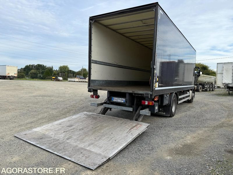 Mercedes Antos 1824 caisson hayon dhollandia 3t - 193000km-2017 - Vrachtwagen: afbeelding 4 Mercedes Antos 1824 caisson hayon dhollandia 3t - 193000km-2017 - Vrachtwagen: afbeelding 4