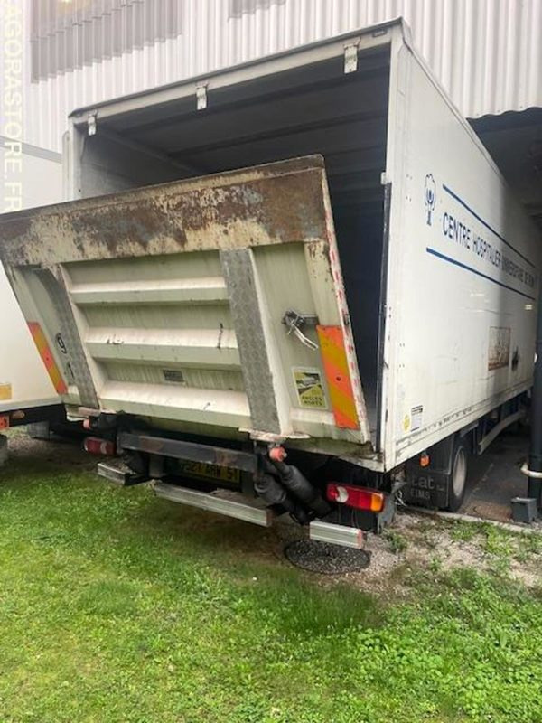 POID LOURD Renault Premium - Vrachtwagen: afbeelding 3 POID LOURD Renault Premium - Vrachtwagen: afbeelding 3