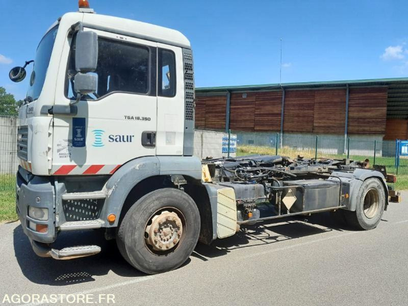 POLYBENNE MAN TGA 4x2 // CL658HB // 422 560 KM - 2006 - Vrachtwagen: afbeelding 2 POLYBENNE MAN TGA 4x2 // CL658HB // 422 560 KM - 2006 - Vrachtwagen: afbeelding 2