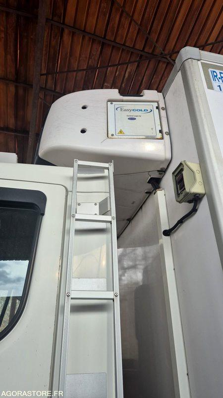 Porteur frigo Volvo FE 260 - Vrachtwagen: afbeelding 4 Porteur frigo Volvo FE 260 - Vrachtwagen: afbeelding 4