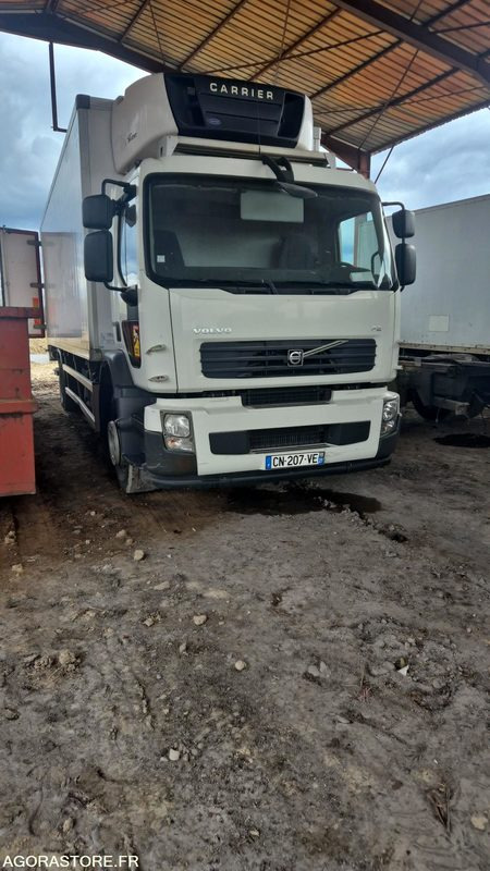 Porteur frigo Volvo FE 260 - Vrachtwagen: afbeelding 2 Porteur frigo Volvo FE 260 - Vrachtwagen: afbeelding 2