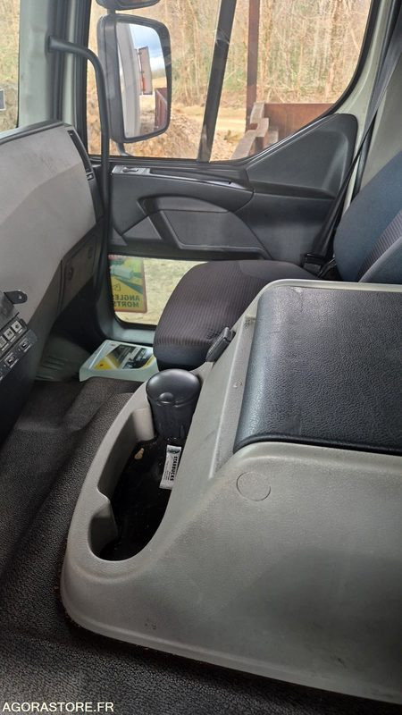 Porteur frigo Volvo FE 260 - Vrachtwagen: afbeelding 5 Porteur frigo Volvo FE 260 - Vrachtwagen: afbeelding 5