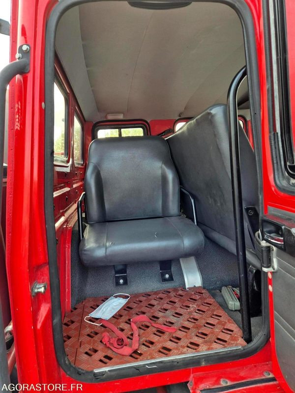 RENAULT 110/170 8141 SB 61 - Vrachtwagen: afbeelding 5 RENAULT 110/170 8141 SB 61 - Vrachtwagen: afbeelding 5