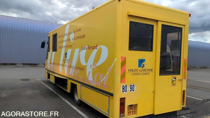 RENAULT BIBLIOBUS -115000 KMS- ANNEE 1995 - Vrachtwagen: afbeelding 2 RENAULT BIBLIOBUS -115000 KMS- ANNEE 1995 - Vrachtwagen: afbeelding 2