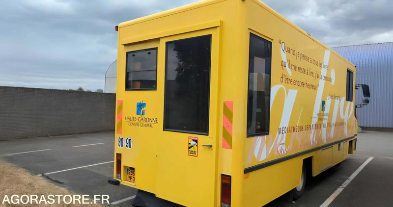 RENAULT BIBLIOBUS -115000 KMS- ANNEE 1995 - Vrachtwagen: afbeelding 3 RENAULT BIBLIOBUS -115000 KMS- ANNEE 1995 - Vrachtwagen: afbeelding 3