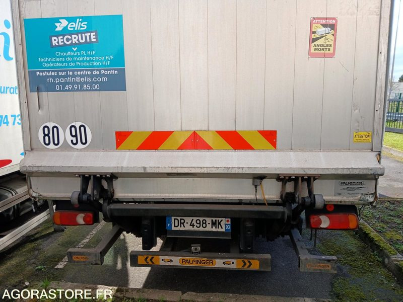 RENAULT MIDLUM - 2015 - 156571 Kms - Vrachtwagen: afbeelding 4 RENAULT MIDLUM - 2015 - 156571 Kms - Vrachtwagen: afbeelding 4