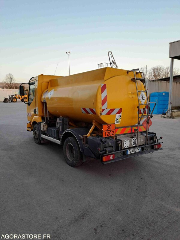 RENAULT Ravitailleur Carburant Artois - 2003 / 869573 KM (P200233) - Vrachtwagen: afbeelding 4 RENAULT Ravitailleur Carburant Artois - 2003 / 869573 KM (P200233) - Vrachtwagen: afbeelding 4