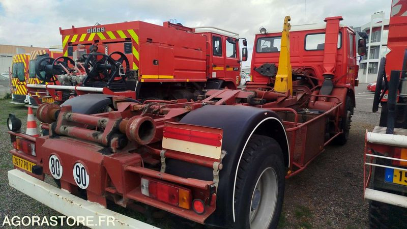 Renault G230 - 1989 - Vrachtwagen: afbeelding 2 Renault G230 - 1989 - Vrachtwagen: afbeelding 2