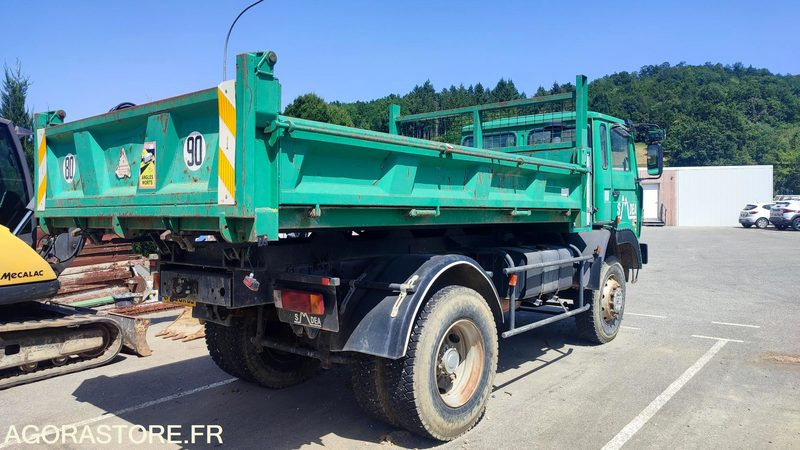 Renault M210 - Vrachtwagen: afbeelding 2 Renault M210 - Vrachtwagen: afbeelding 2