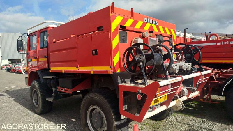 Renault Midliner 210 - 2001 - Vrachtwagen: afbeelding 2 Renault Midliner 210 - 2001 - Vrachtwagen: afbeelding 2