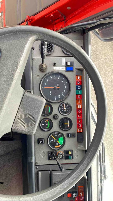 Renault Midliner 210 - Vrachtwagen: afbeelding 5 Renault Midliner 210 - Vrachtwagen: afbeelding 5