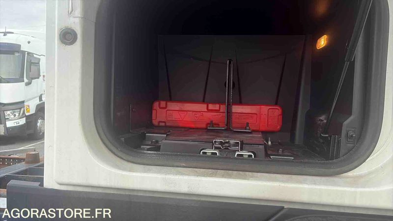 Vrachtwagen Renault T460 Porte-caisses mobiles - 2019 - 614770kms - FK-830-JN: afbeelding 18
