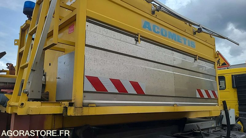 SCANIA 93H 220 - 1996 - 301040 KM - Vrachtwagen: afbeelding 4 SCANIA 93H 220 - 1996 - 301040 KM - Vrachtwagen: afbeelding 4