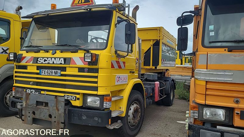 SCANIA 93H 220 - 1996 - 301040 KM - Vrachtwagen: afbeelding 2 SCANIA 93H 220 - 1996 - 301040 KM - Vrachtwagen: afbeelding 2