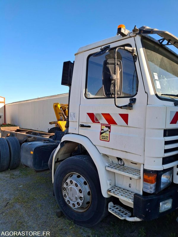 SCANIA M192 Chassis nu 249018 kms 1991 - Vrachtwagen: afbeelding 2 SCANIA M192 Chassis nu 249018 kms 1991 - Vrachtwagen: afbeelding 2