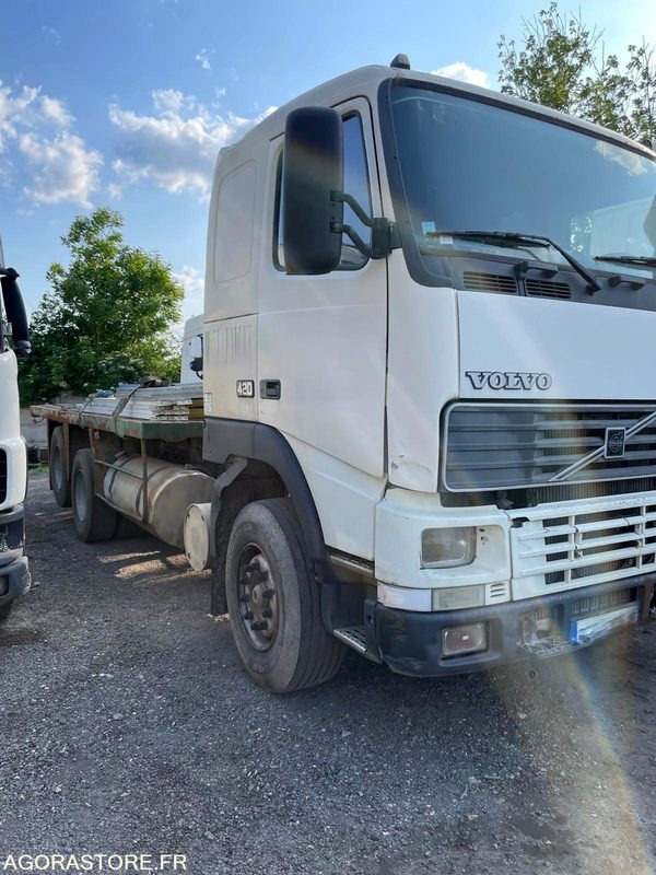 VOLVO FH12 - 1997 - 124 162 KMS - Vrachtwagen: afbeelding 1 VOLVO FH12 - 1997 - 124 162 KMS - Vrachtwagen: afbeelding 1