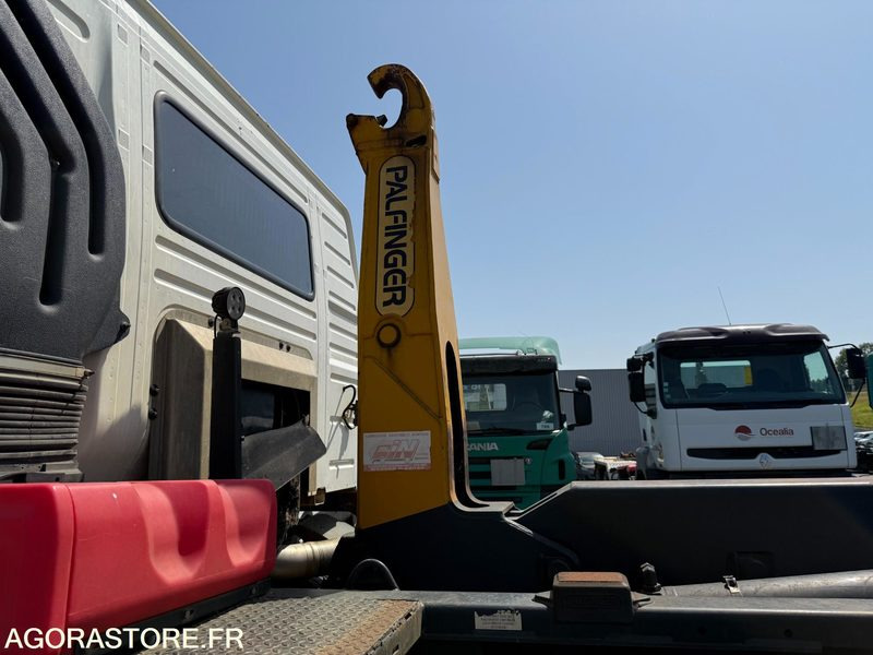 Vrachtwagen VOLVO FM12 380 - 2004 - 636 982: afbeelding 12