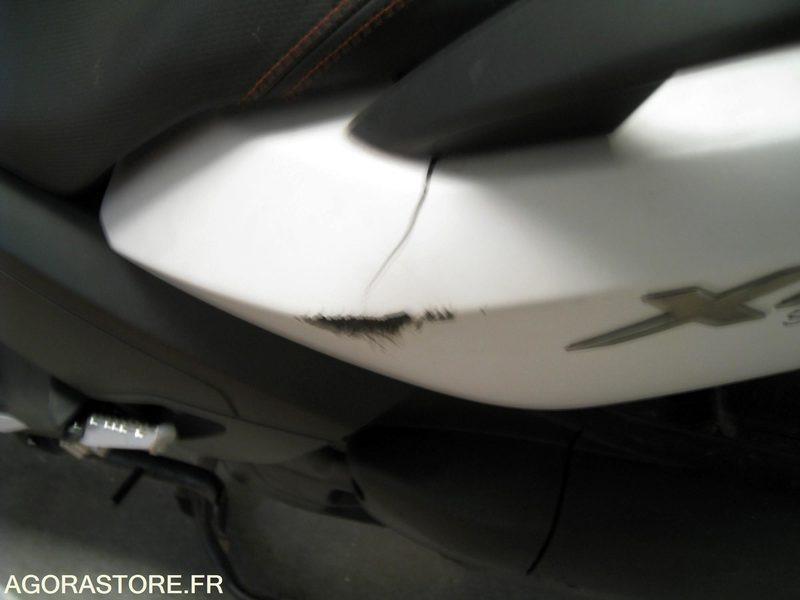 YAMAHA XMAX 125cc ABS 2014 - Motorfiets: afbeelding 5 YAMAHA XMAX 125cc ABS 2014 - Motorfiets: afbeelding 5