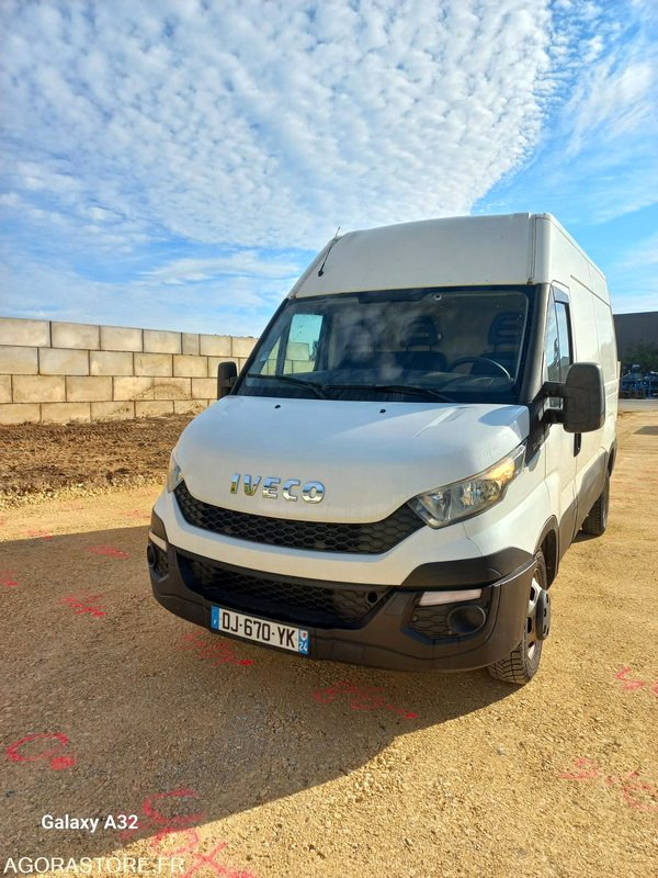 Fourgon iveco - Gesloten bestelwagen: afbeelding 1 Fourgon iveco - Gesloten bestelwagen: afbeelding 1