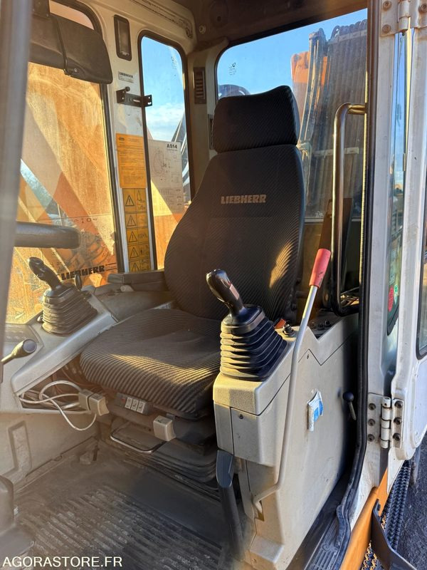 Graafmachine pelle liebherr A914 LITRONIC - 2002 - 20 000 heures ENTRETIEN LIEBHERR: afbeelding 13 Graafmachine pelle liebherr A914 LITRONIC - 2002 - 20 000 heures ENTRETIEN LIEBHERR: afbeelding 13