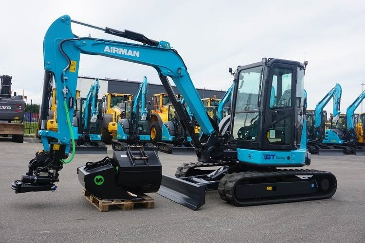Airman AX55U-7 *Omgående Leverans* - Minigraafmachine: afbeelding 1 Airman AX55U-7 *Omgående Leverans* - Minigraafmachine: afbeelding 1