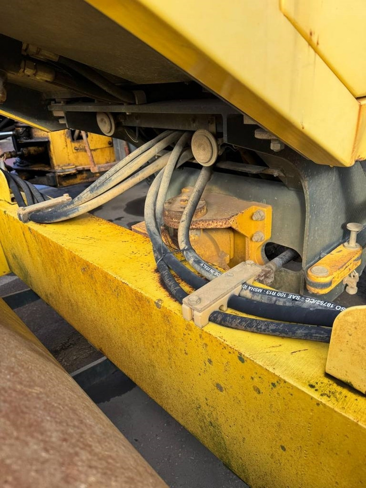 Bomag D177D-3 - Schapenpootwals/ Grondverdichter: afbeelding 2 Bomag D177D-3 - Schapenpootwals/ Grondverdichter: afbeelding 2