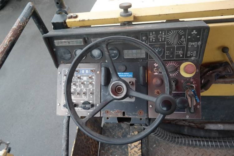 Asfaltafwerkmachine Dynapack F121 4WD: afbeelding 10