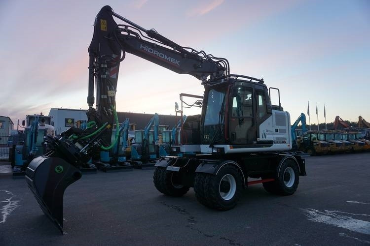 Hidromek HMK 150WR-5 - Mobiele graafmachine: afbeelding 2 Hidromek HMK 150WR-5 - Mobiele graafmachine: afbeelding 2